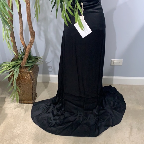 Les Heroines high-waisted skirt. New with tags. - Picture 2 of 7